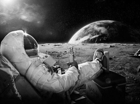 Carlsberg Don\'t Do Missions To The Moon