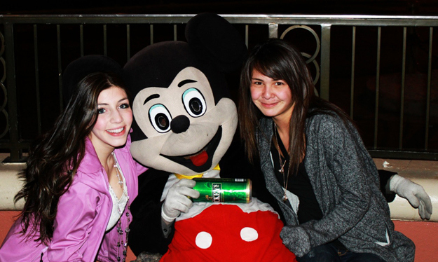 Micky With Babes 