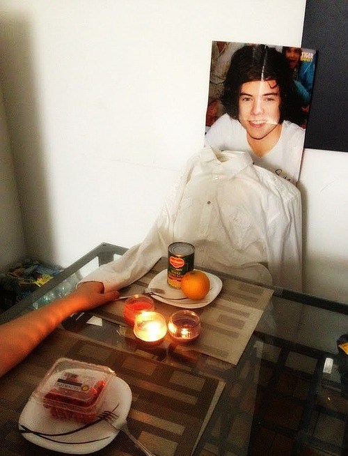 A Quiet Dinner At Home With Harry Styles